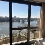 Apartment Elite River View Bratislava