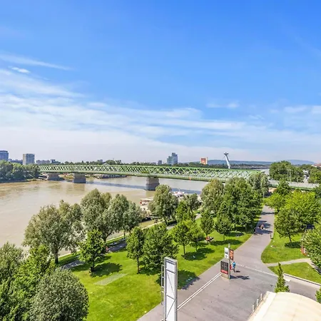 Elite River View Братислава