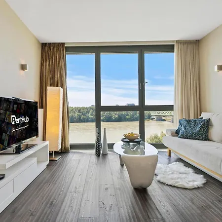 Elite River View * Братислава